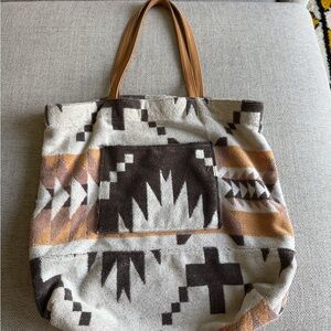 Geometric Patterned Tote Bag - Brown and Cream